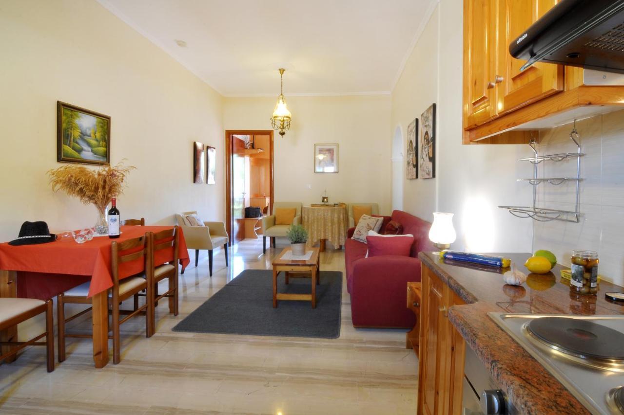 Marilena Studios And Apartments Paleokasztríca Kültér fotó