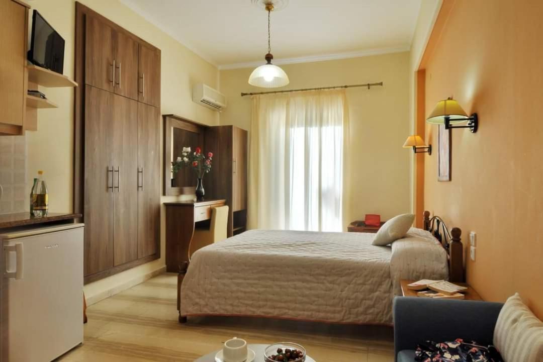 Marilena Studios And Apartments Paleokasztríca Kültér fotó