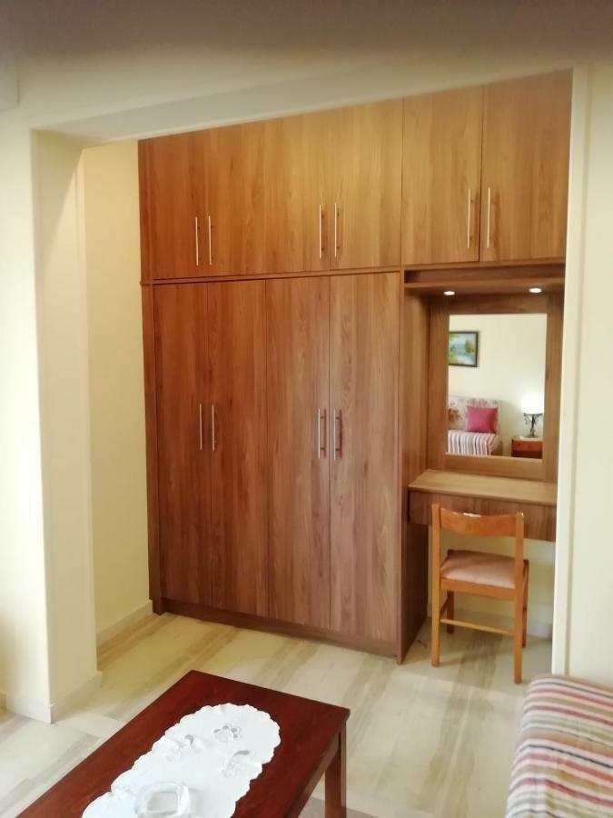 Marilena Studios And Apartments Paleokasztríca Kültér fotó