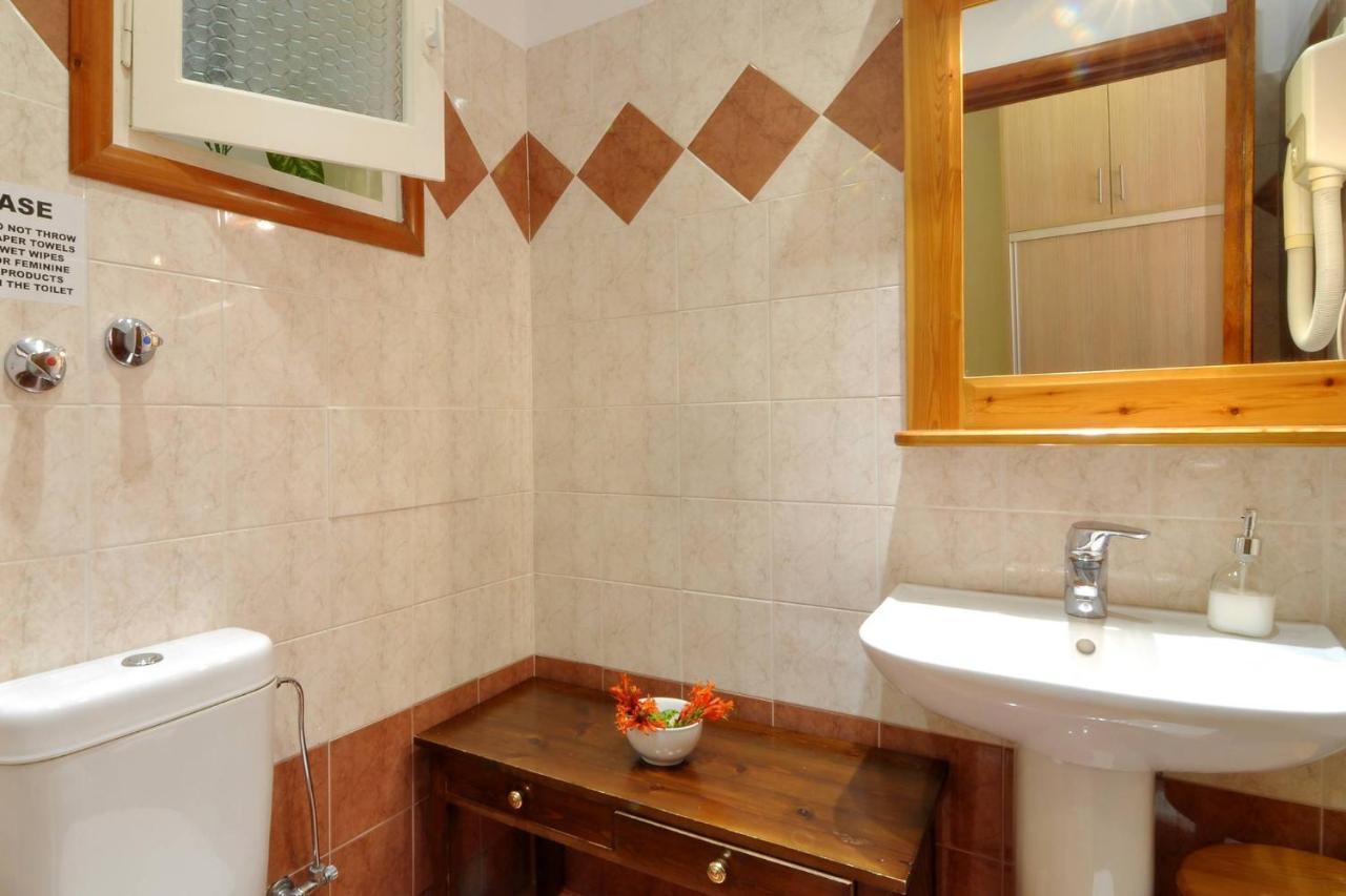Marilena Studios And Apartments Paleokasztríca Kültér fotó